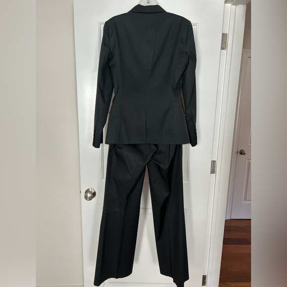 The Limited 2 piece black suit - Picture 13 of 15